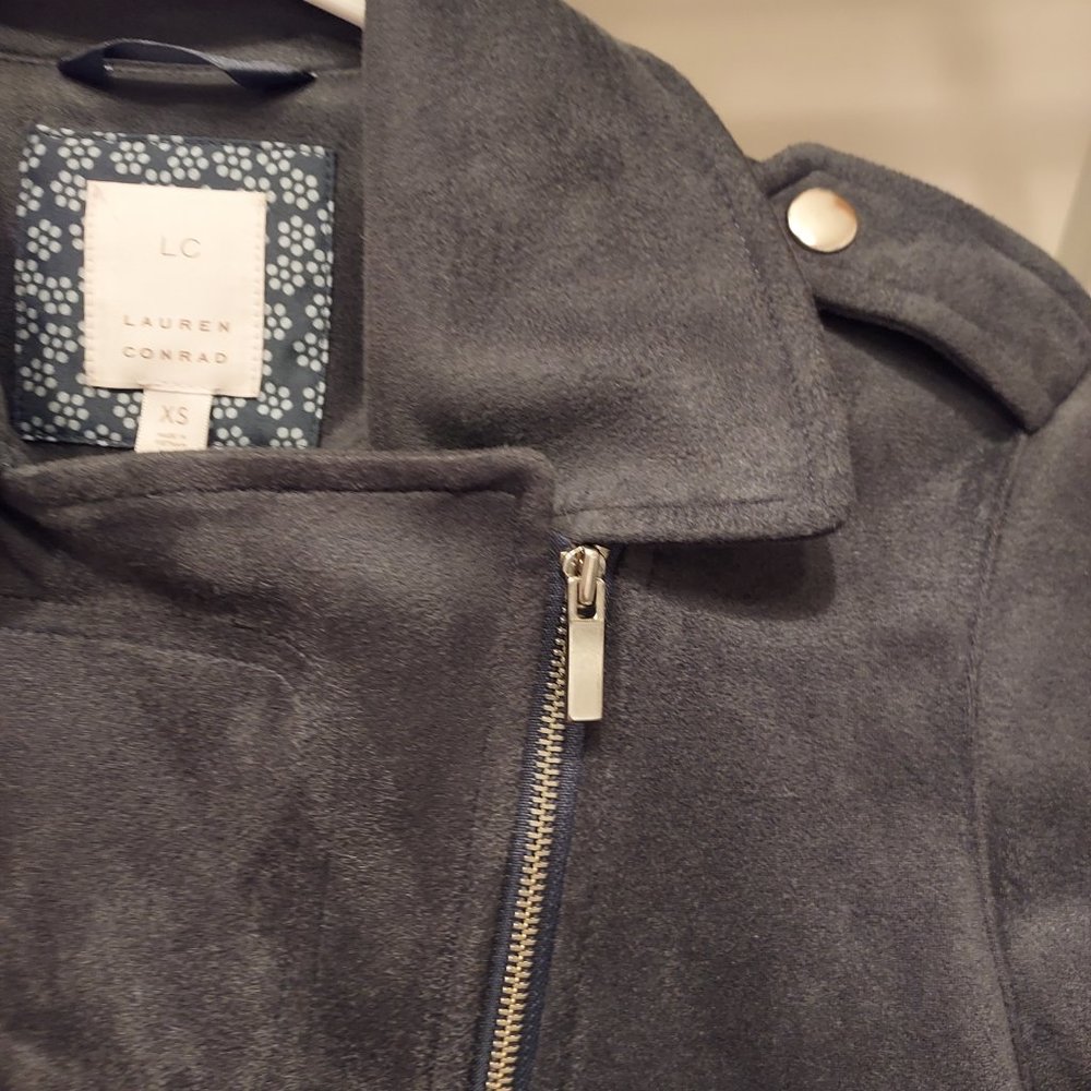 Jacket - Picture 2 of 3